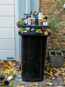 the blowup trashcan t06an6vewaq unsplash